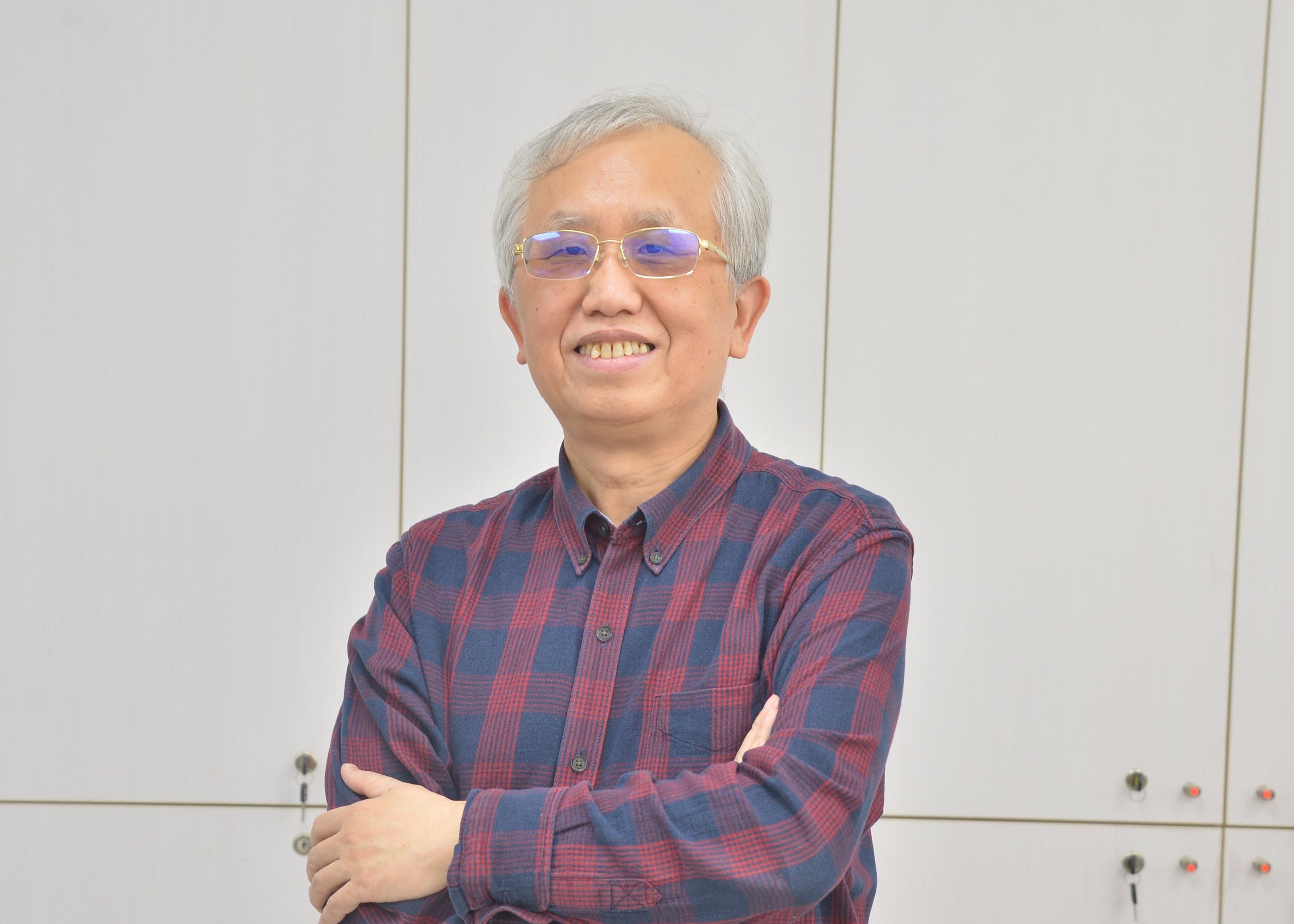 學校與學生之間的橋樑 一起為你實現夢想