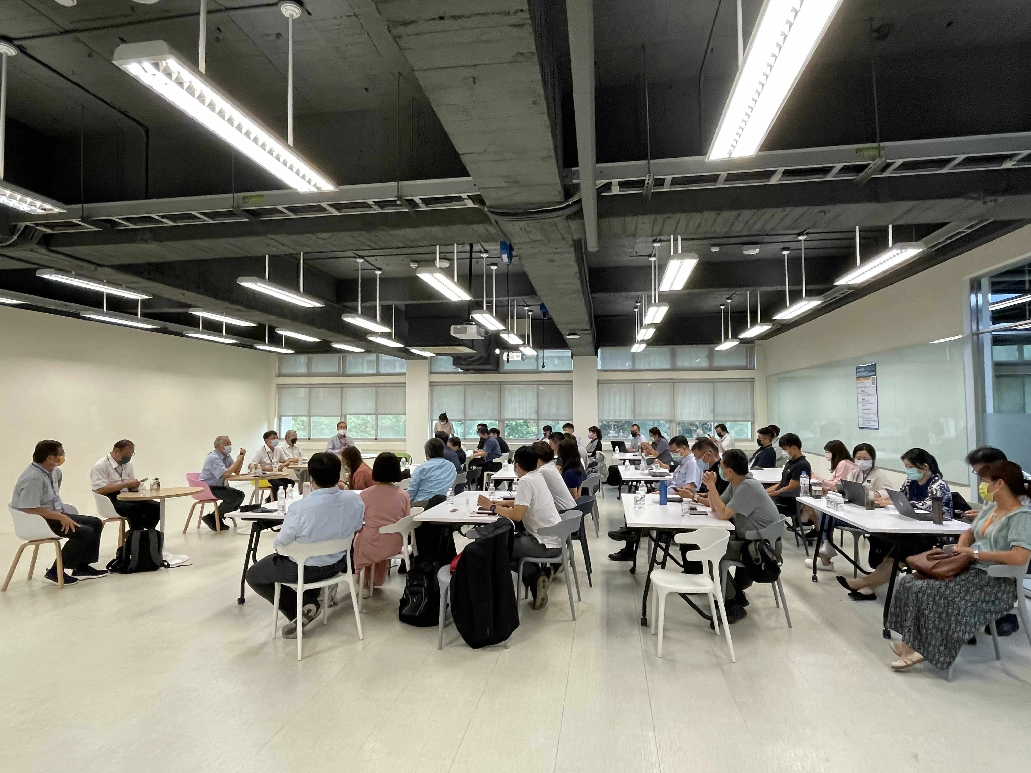 推動中部地區太空產業合作 產官學齊聚逢甲交流